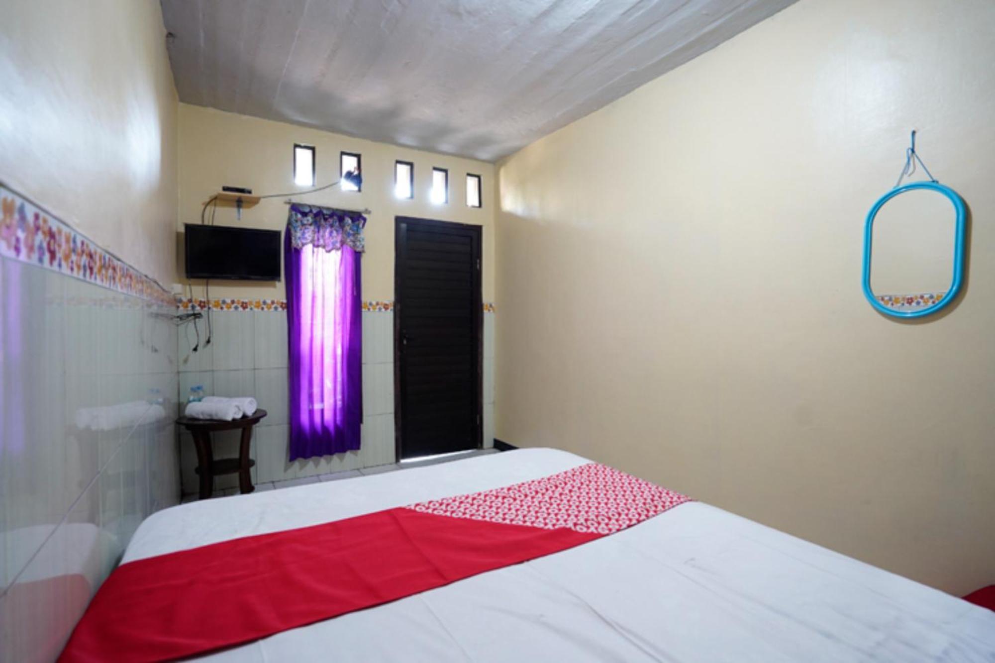 Oyo 927 Carina Hotel Claket Exterior foto